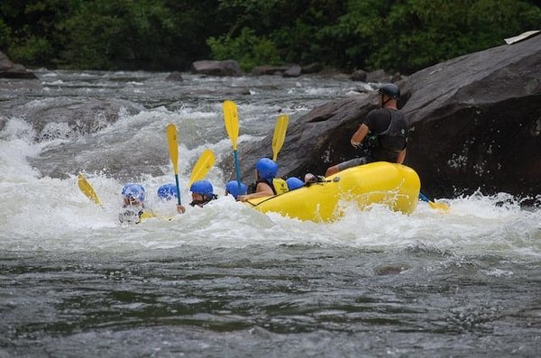 Les Gorges du Verdon en rafting : Des expériences uniques avec des guides professionnels